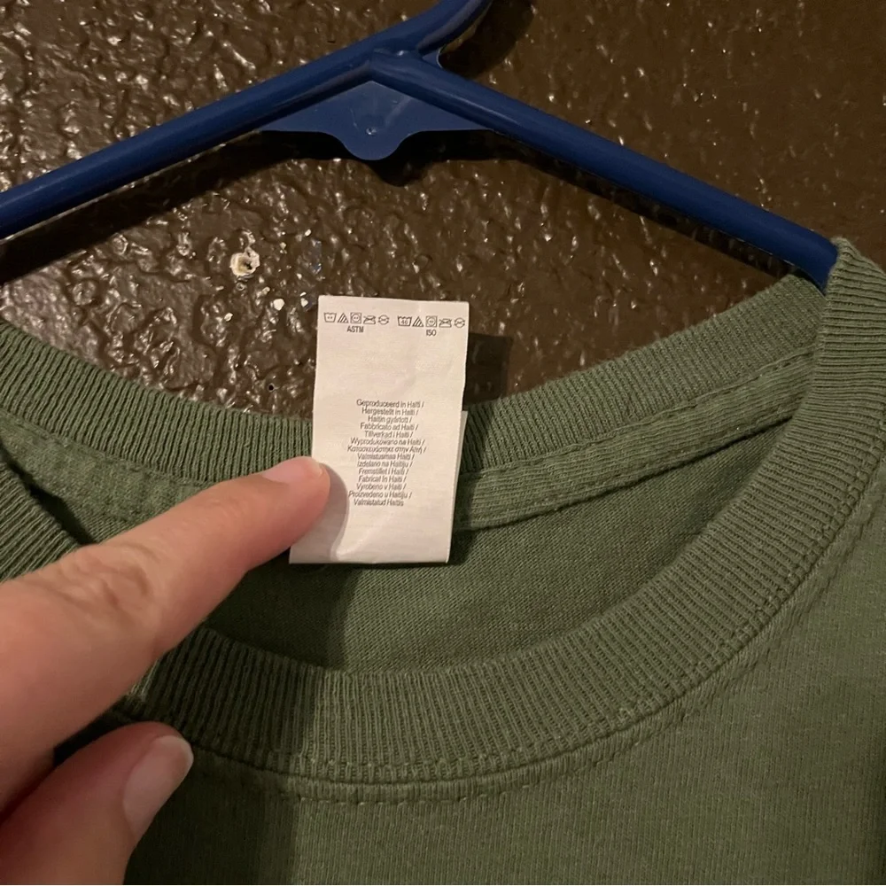 Green Short Sleeve Hatch Chili Tee Shirt, Size Medium - Picture 6 of 6